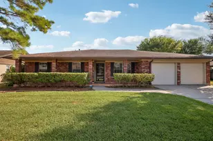 10422 Rocky Hollow Rd, La Porte, TX 77571 - Photo 1