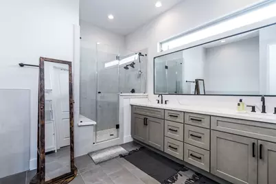 5355 Creekmont Oaks Lane, Houston, TX 77091 - Photo 11