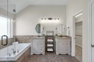 11906 Aerie Dr, Tomball, TX 77377 - Photo 25