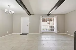 1516 S 8th St, La Porte, TX 77571 - Photo 5