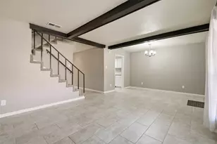 1516 S 8th St, La Porte, TX 77571 - Photo 7