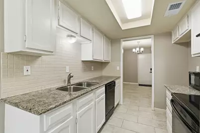 1516 S 8th Street, La Porte, TX 77571 - Photo 11