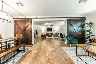 11 10th Ave N, Texas City, TX 77590 - Photo 9