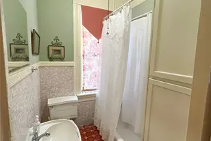 1515 33rd St, Galveston, TX 77550 - Photo 17