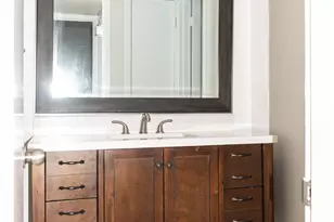 2800 Jeanetta St, Houston, TX 77063 - Photo 9
