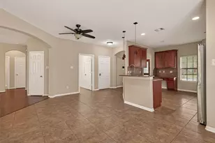 2756 Villa Bella Ct, League City, TX 77573 - Photo 11