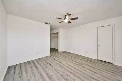3727 Prudence Drive, Houston, TX 77045 - Photo 7