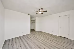 3727 Prudence Dr, Houston, TX 77045 - Photo 7