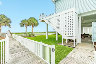 19703 Shores Drive, Galveston, TX 77554 - Photo 15