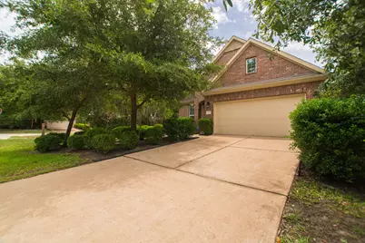 3 Canterborough Place, Tomball, TX 77375 - Photo 1