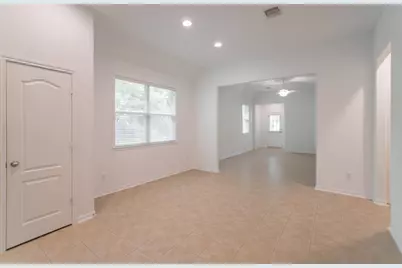 3 Canterborough Place, Tomball, TX 77375 - Photo 5