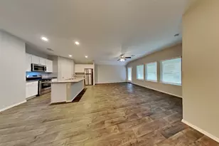 7139 St Kitts Dr, Conroe, TX 77304 - Photo 3