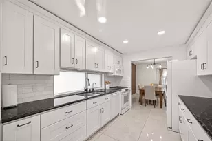 14127 Kimberley Ln, Houston, TX 77079 - Photo 15