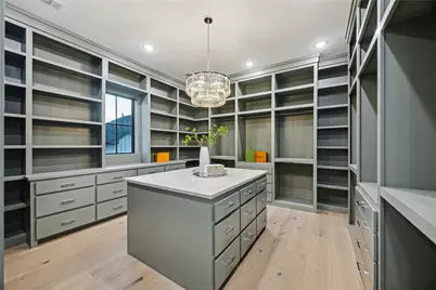 431 W 30th Street, Houston, TX 77018 - Photo 29