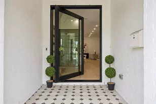 431 W 30th St, Houston, TX 77018 - Photo 5