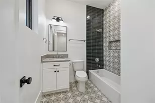 431 W 30th St, Houston, TX 77018 - Photo 37