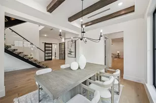 431 W 30th St, Houston, TX 77018 - Photo 11