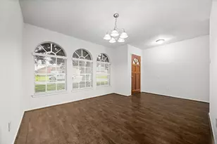 8306 Bee Meadow Ln, Houston, TX 77489 - Photo 3