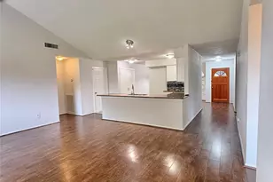 8306 Bee Meadow Ln, Houston, TX 77489 - Photo 15