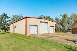 555 County Rd 502A, Sweeny, TX 77480 - Photo 21
