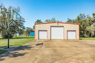 555 County Rd 502A, Sweeny, TX 77480 - Photo 29