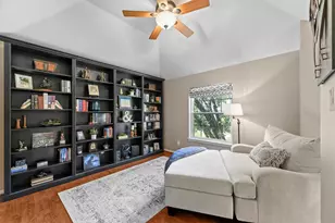 13807 Meadow Sweet Dr, Cypress, TX 77429 - Photo 17