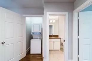 1919 Lombardy St, Houston, TX 77023 - Photo 7