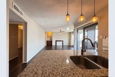 8020 Braesmain Drive #1604, Houston, TX 77025 - Photo 15