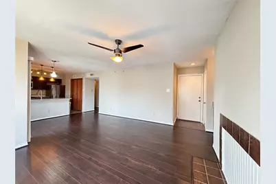 8020 Braesmain Drive #1604, Houston, TX 77025 - Photo 5