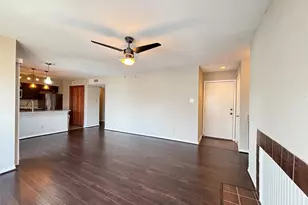 8020 Braesmain Dr, Houston, TX 77025 - Photo 5