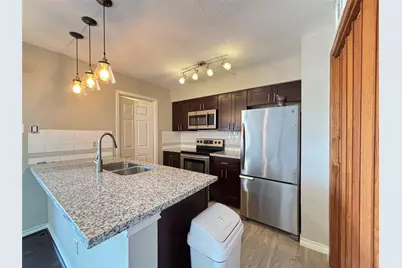 8020 Braesmain Drive #1604, Houston, TX 77025 - Photo 11