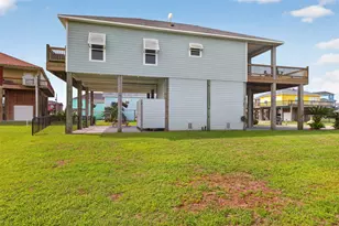 844 Eastview, Crystal Beach, TX 77650 - Photo 41