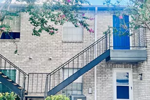 9797 Leawood Blvd, Houston, TX 77099 - Photo 1