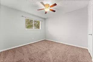 12730 Lake Conroe Hills Dr, Willis, TX 77318 - Photo 19