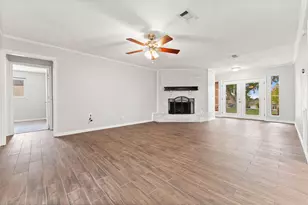 12730 Lake Conroe Hills Dr, Willis, TX 77318 - Photo 5