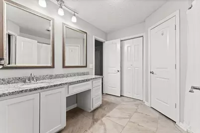 12730 Lake Conroe Hills Drive, Willis, TX 77318 - Photo 17