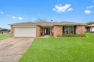 12730 Lake Conroe Hills Dr, Willis, TX 77318 - Photo 1