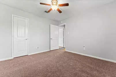 12730 Lake Conroe Hills Drive, Willis, TX 77318 - Photo 19