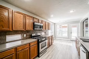 4822 Mosaic Canyon Ct, Humble, TX 77396 - Photo 11