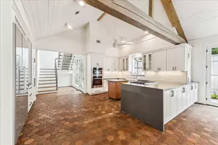 6019 Camellia St, Houston, TX 77007 - Photo 5