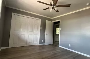 7751 Cayton St, Houston, TX 77061 - Photo 5