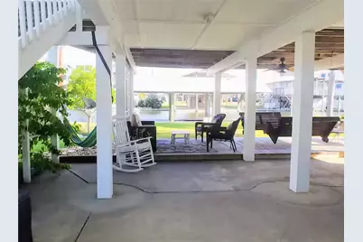 22201 Matagorda Drive, Galveston, TX 77554 - Photo 15