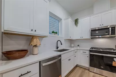 1911-1913 Dewalt Street, Houston, TX 77088 - Photo 11