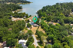 190 White Oak Cir, Point Blank, TX 77364 - Photo 1
