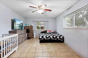 5000 Cedar Creek Dr, Dickinson, TX 77539 - Photo 9