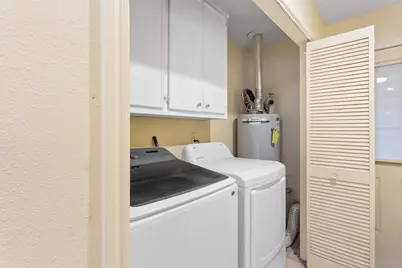 5000 Cedar Creek Drive, Dickinson, TX 77539 - Photo 17
