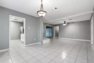 2101 Flynn Dr, Pasadena, TX 77502 - Photo 3