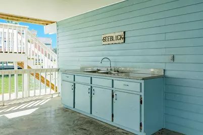 3910 & 3912 Bob Smith Road, Jamaica Beach, TX 77554 - Photo 15