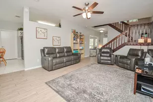 4614 Rainbow Run, Sugar Land, TX 77479 - Photo 5