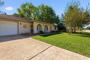 4014 Pin Oak Dr, Mont Belvieu, TX 77523 - Photo 31